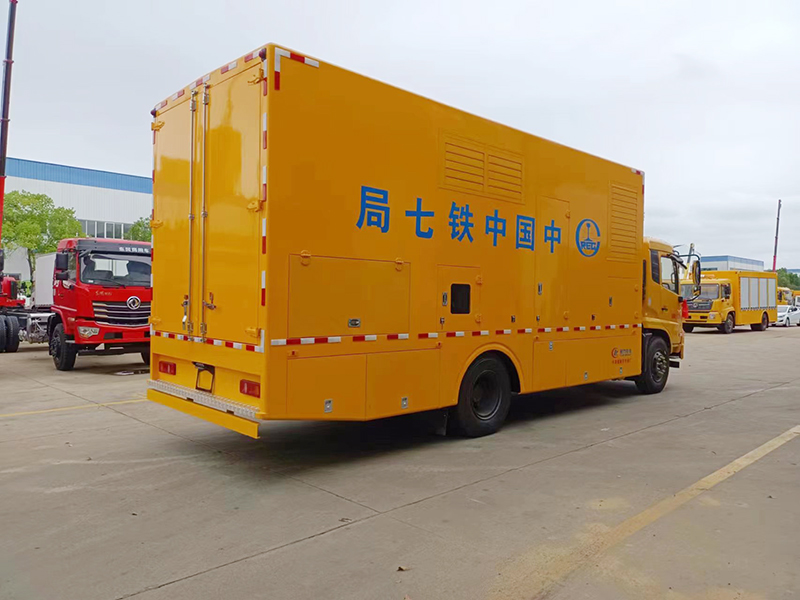 東風天錦400KW電源車
