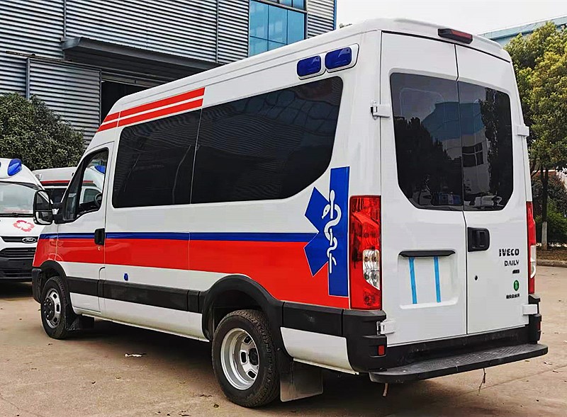 依維柯歐勝長軸救護車