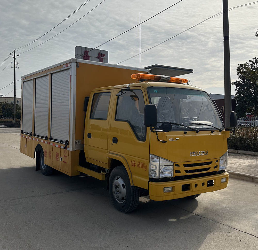 元爽牌SFZ5065XXHQL6型救險(xiǎn)車