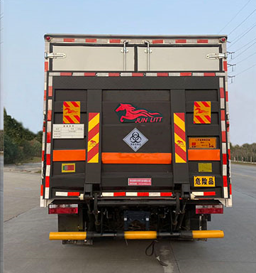 多利卡D9黃牌醫(yī)療廢物轉(zhuǎn)運車