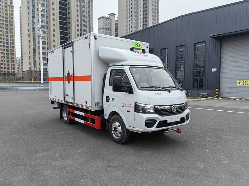 廂式東風大途逸 氣剎斷氣剎 4米危險品廂式運輸車