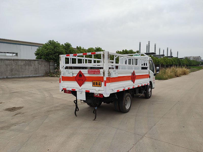 躍進(jìn)汽油后雙輪氣瓶運(yùn)輸車